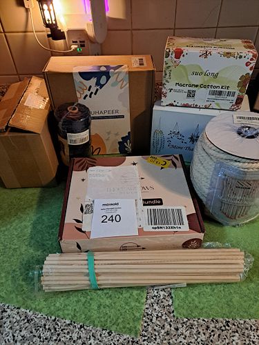 Lot #240 (1 of 10)