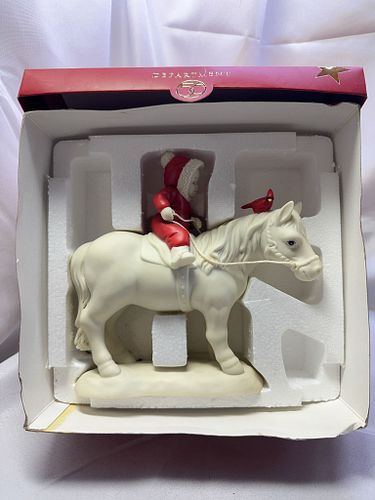 Lot #28 (1 of 6)