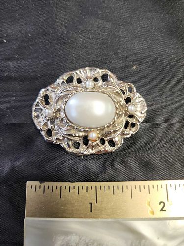 Lot #125 (1 of 4)