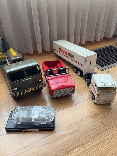 Lot #452 (1 of 15)