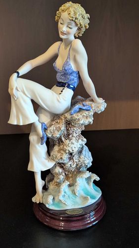 Lot #552 (1 of 13)