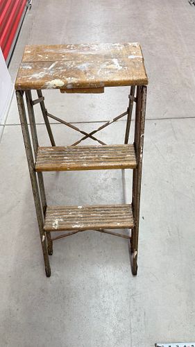 Lot #18 (1 of 6)