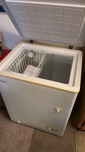 Lot #548 (1 of 7)