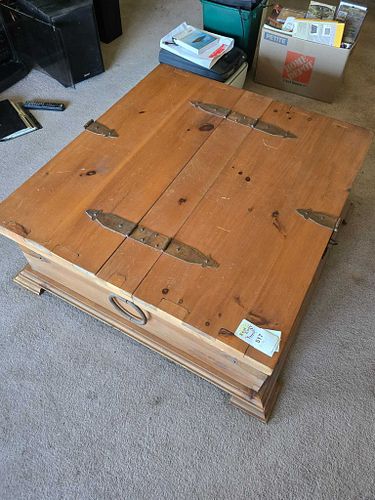 Lot #517 (1 of 8)