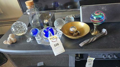 Lot #525 (1 of 14)