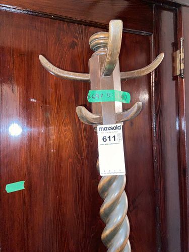 Lot #611 (1 of 9)