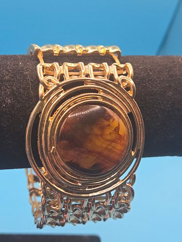 Lot #70 (1 of 5)