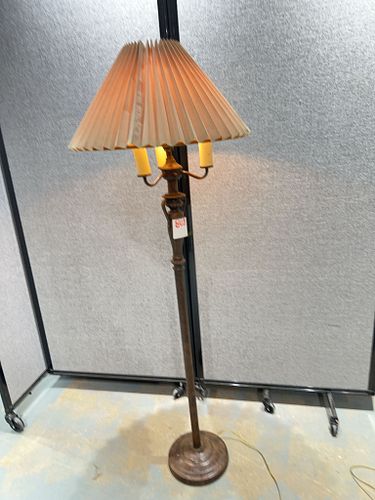 Lot #803 (1 of 9)