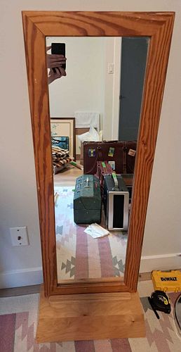 Lot #82 (1 of 7)