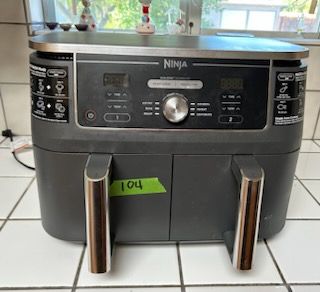Lot #104 (1 of 4)