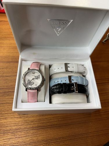 Lot #200 (1 of 5)