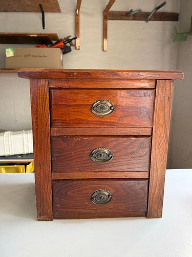 Lot #174 (1 of 8)