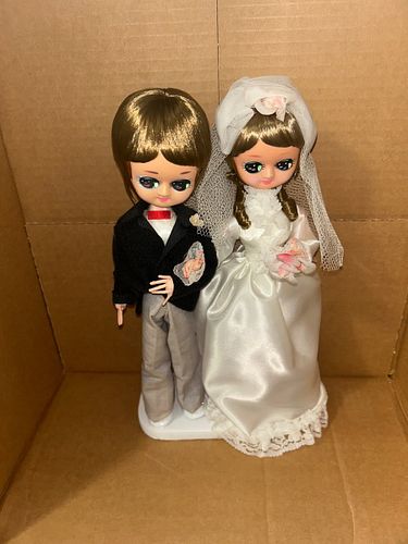 Lot #10002426 (1 of 3)