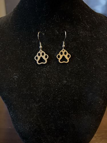 Lot #23 (1 of 3)