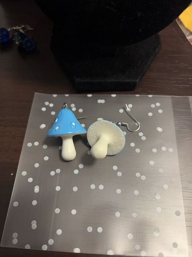 Lot #40 (1 of 3)