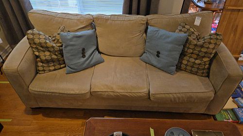 Lot #317 (1 of 7)