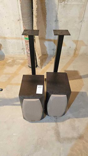 Lot #472 (1 of 4)
