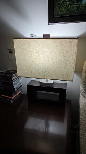 Lot #811 (1 of 13)