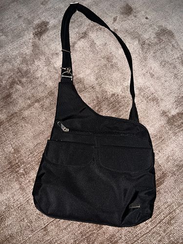 Lot #130 (1 of 5)