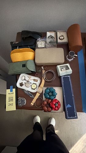 Lot #242 (1 of 15)