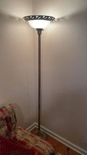 Lot #206 (1 of 8)