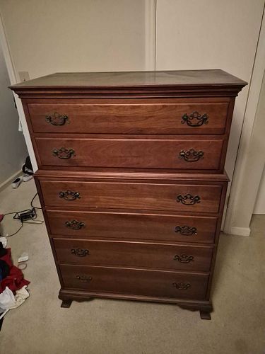 Lot #305 (1 of 7)