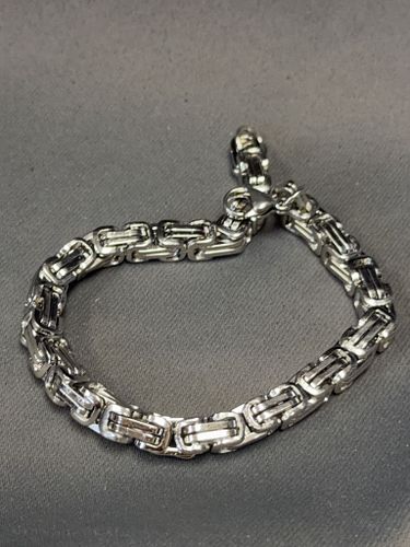 Lot #83 (1 of 3)