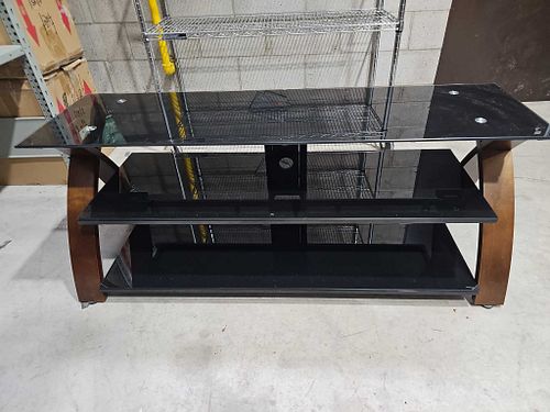 Lot #32 (1 of 6)