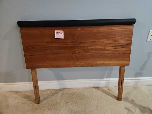 Lot #44 (1 of 6)