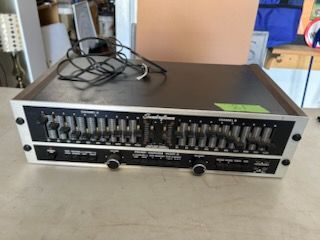 Lot #21 (1 of 8)