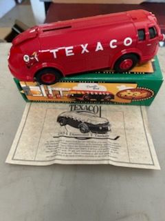 Lot #27 (1 of 7)