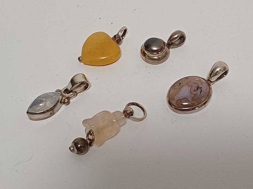 Lot #120 (1 of 9)