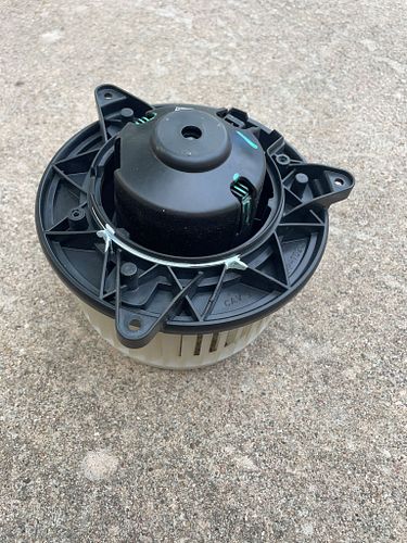 Lot #18 (1 of 6)