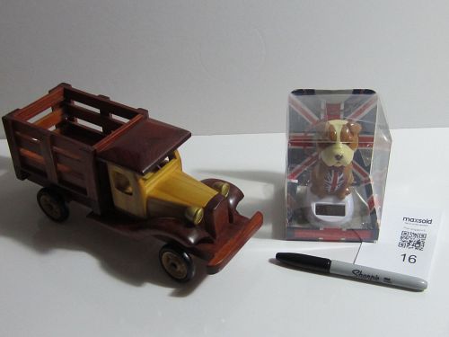Lot #16 (1 of 9)