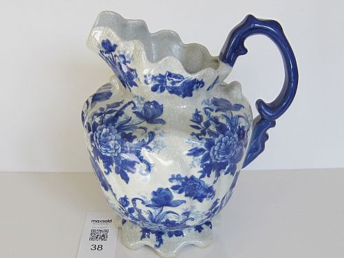 Lot #38 (1 of 9)