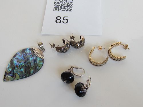 Lot #85 (1 of 18)