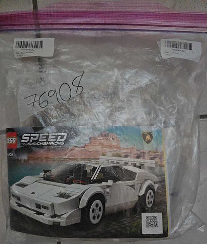Lot #7 (1 of 4)