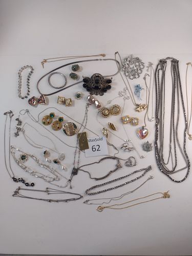 Lot #62 (1 of 8)