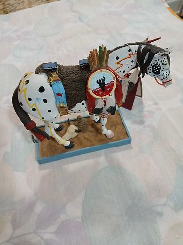 Lot #37 (1 of 8)