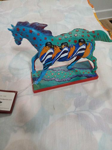 Lot #40 (1 of 8)