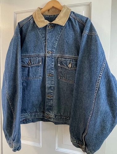 Lot #135 (1 of 8)