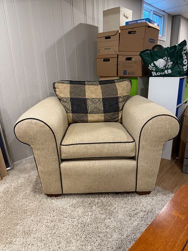 Lot #10 (1 of 11)