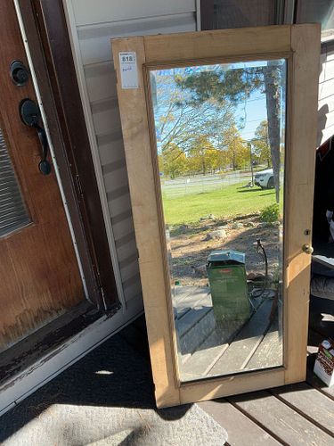 Lot #818 (1 of 4)