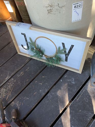 Lot #819 (1 of 3)