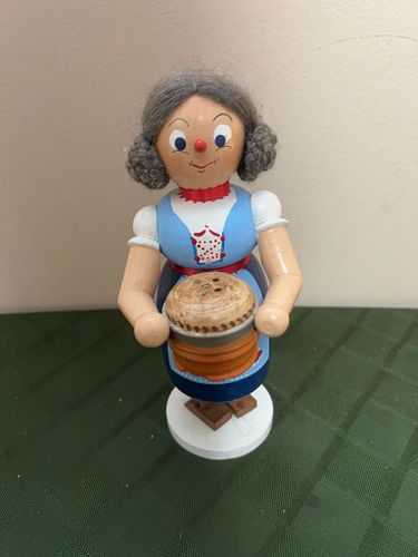 Lot #84 (1 of 8)