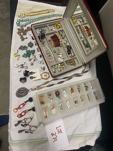 Lot #16 (1 of 9)