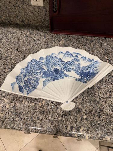 Lot #28 (1 of 5)