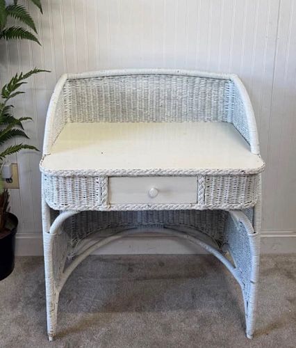 Lot #60 (1 of 7)