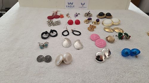 Lot #5 (1 of 8)