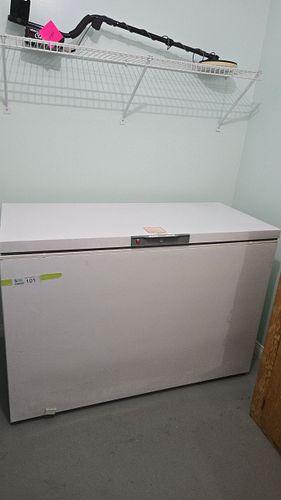 Lot #101 (1 of 4)